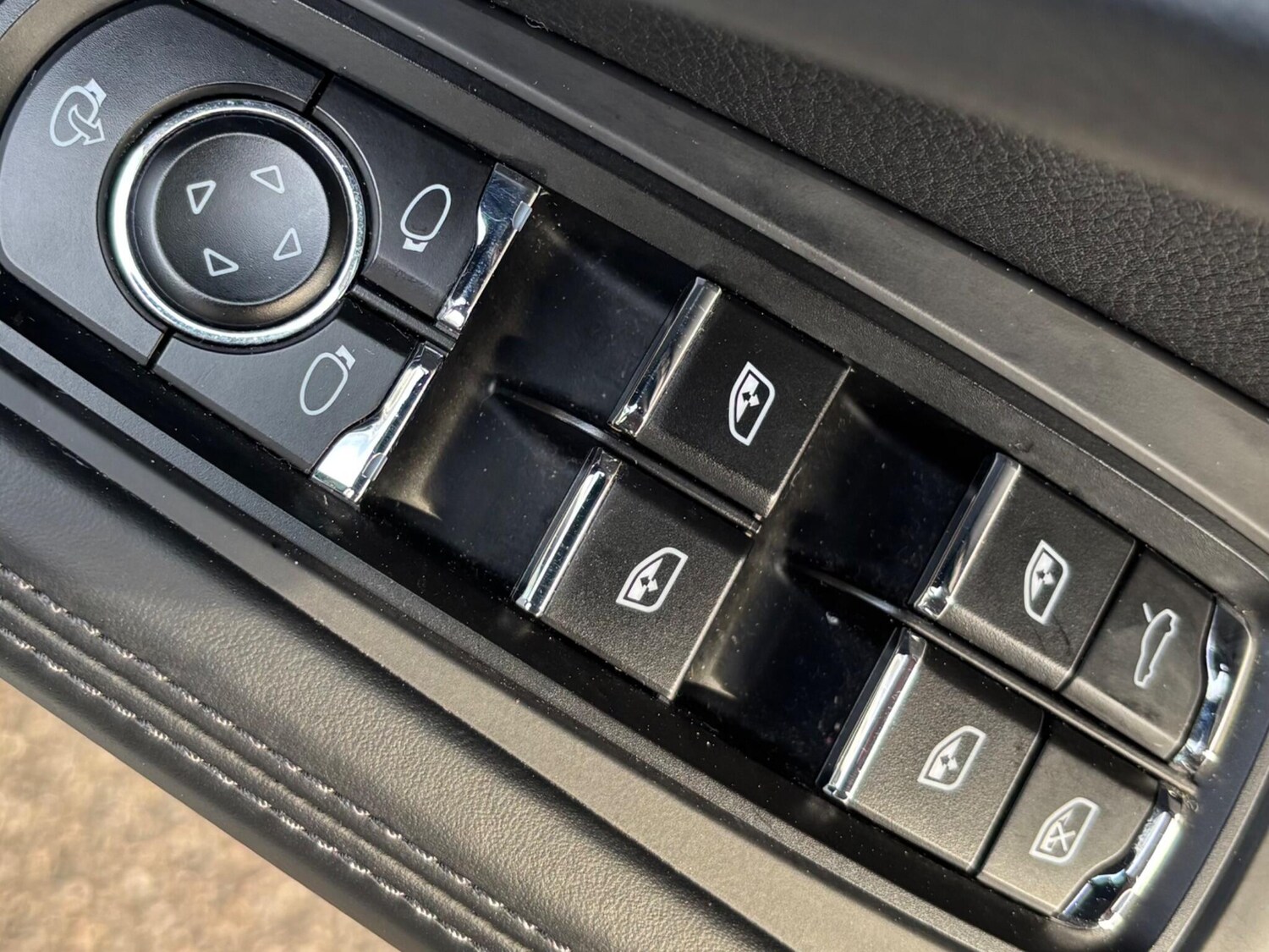 Used Porsche Macan for sale - 77752947: Photo 40