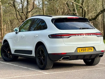 Used Porsche Macan 2019 for sale - 77752947: Photo