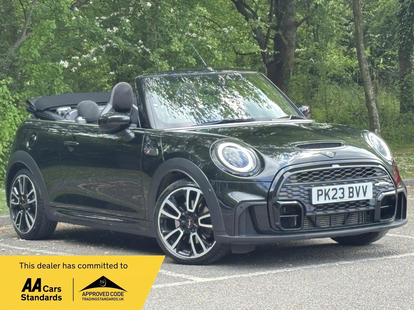 Used MINI Convertible 2023 for sale - 76531629: Photo 1