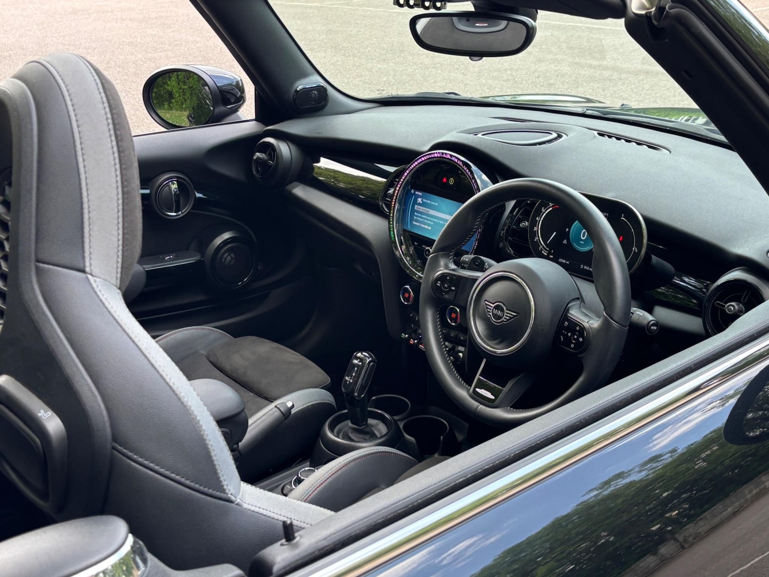 Used MINI Convertible 2023 for sale - 76531629: Photo 11