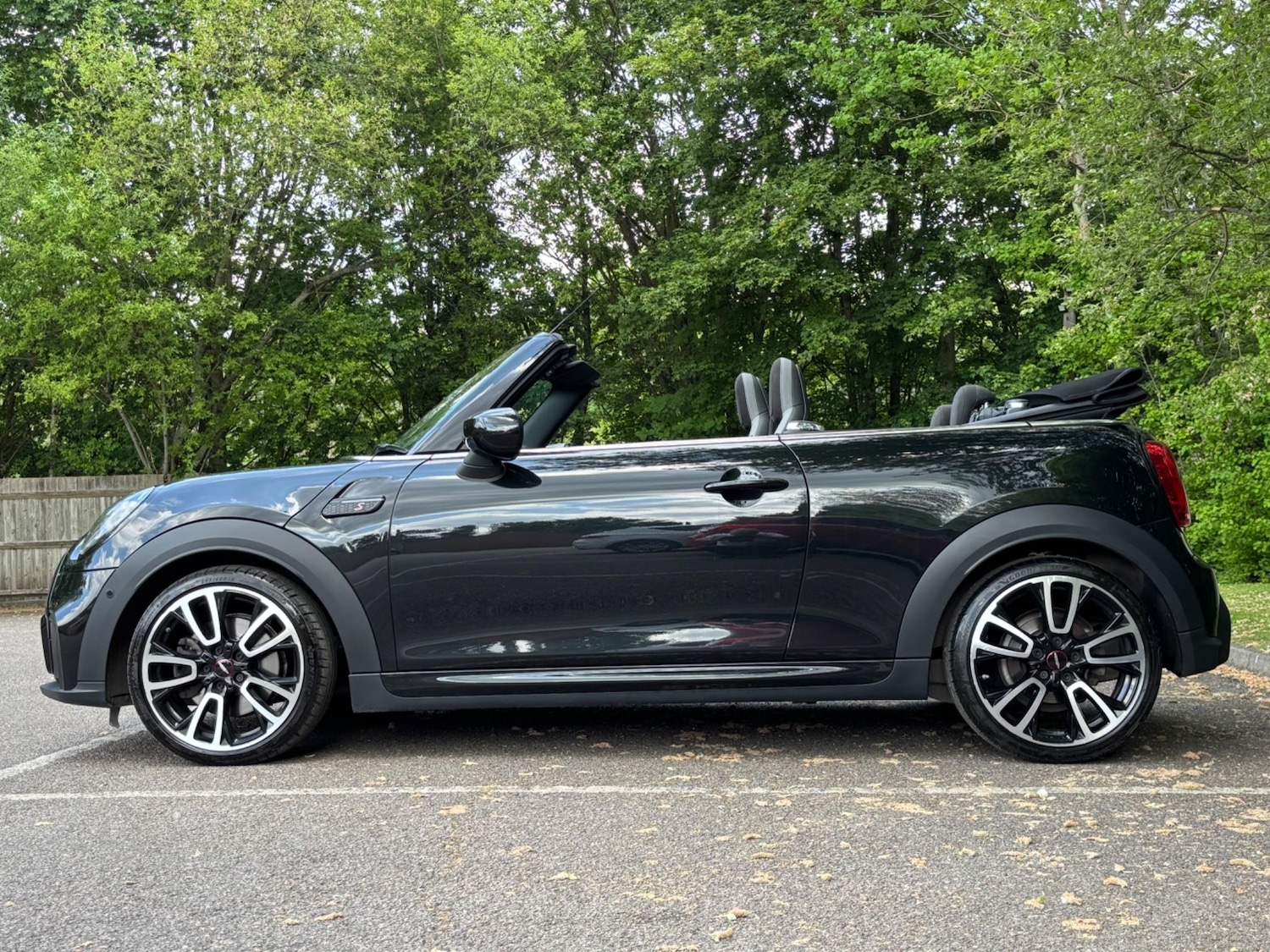 Used MINI Convertible 2023 for sale - 76531629: Photo 27