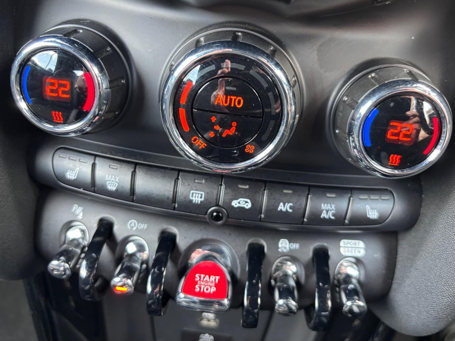 Used MINI Convertible 2023 for sale - 76531629: Photo 54