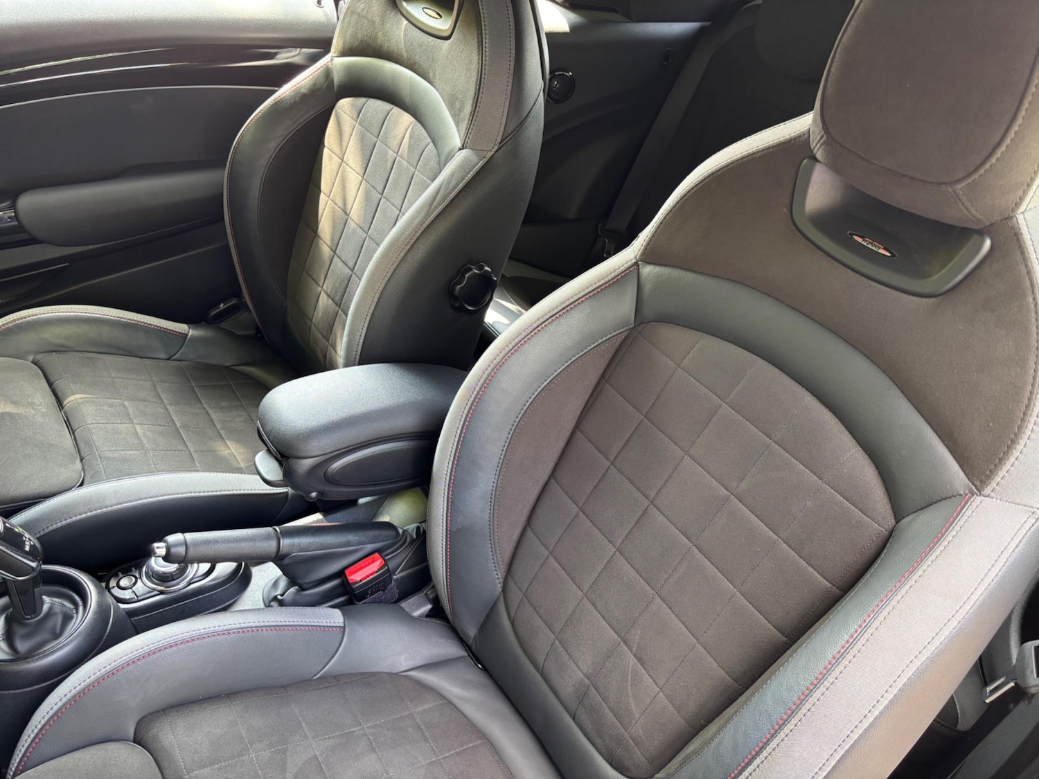 Used MINI Convertible 2023 for sale - 76531629: Photo 7