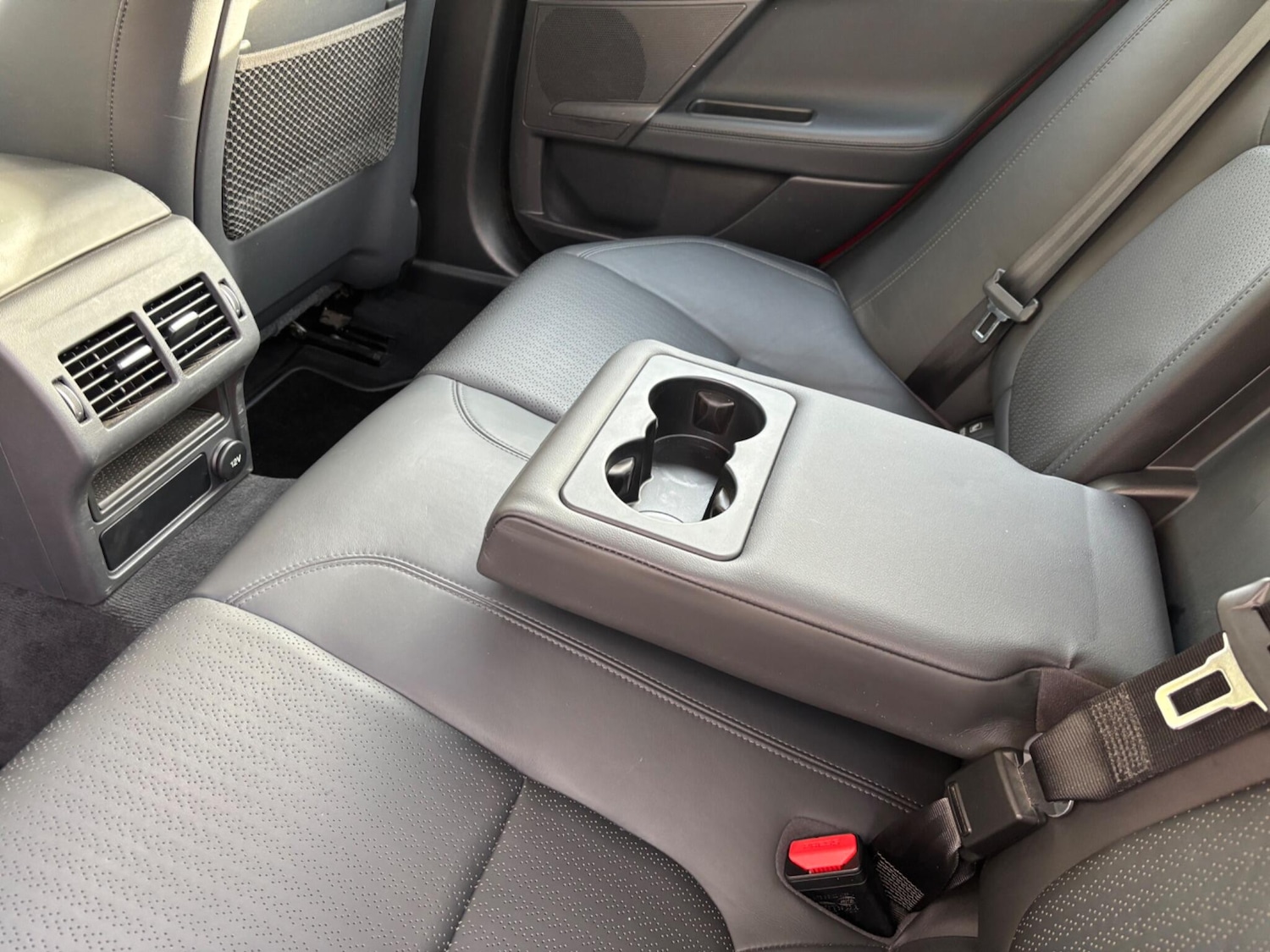 Used Jaguar XE 2017 for sale - 77559659: Photo 12