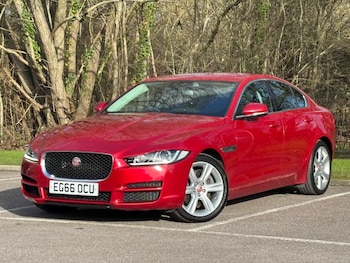 Used Jaguar XE 2017 for sale - 77559659: Photo