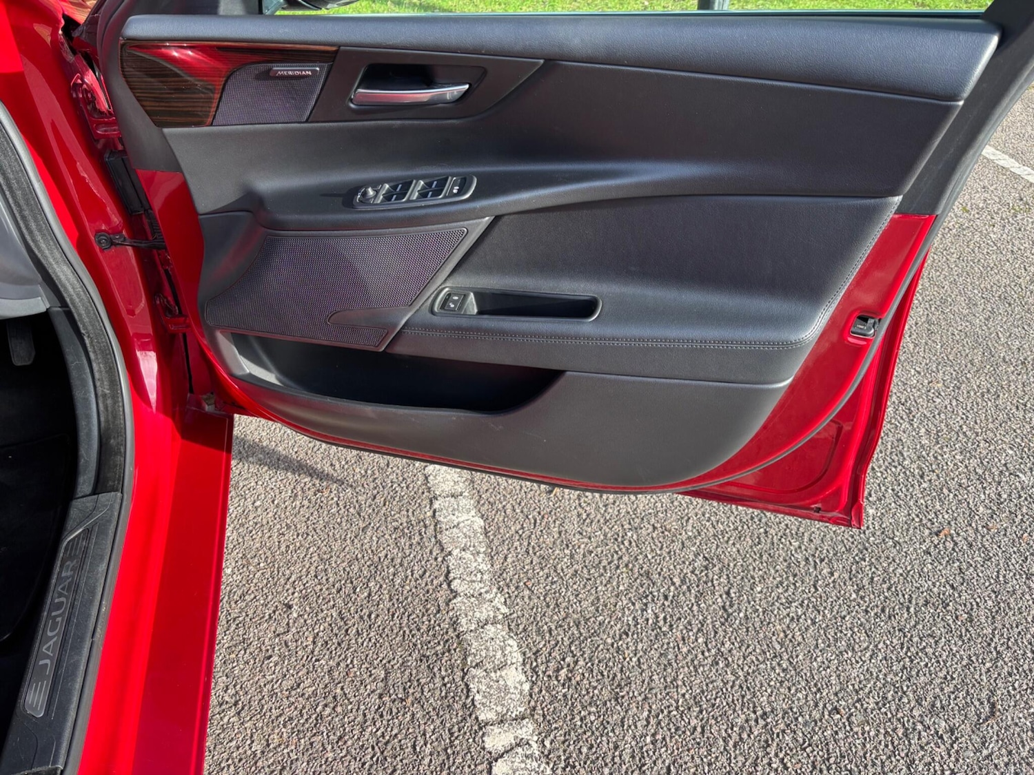 Used Jaguar XE 2017 for sale - 77559659: Photo 37