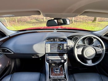 Used Jaguar XE 2017 for sale - 77559659: Photo