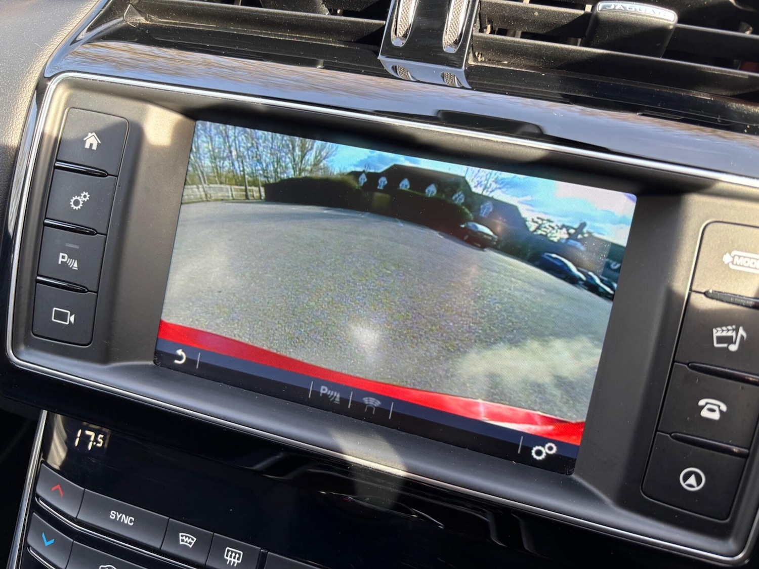 Used Jaguar XE 2017 for sale - 77559659: Photo 47