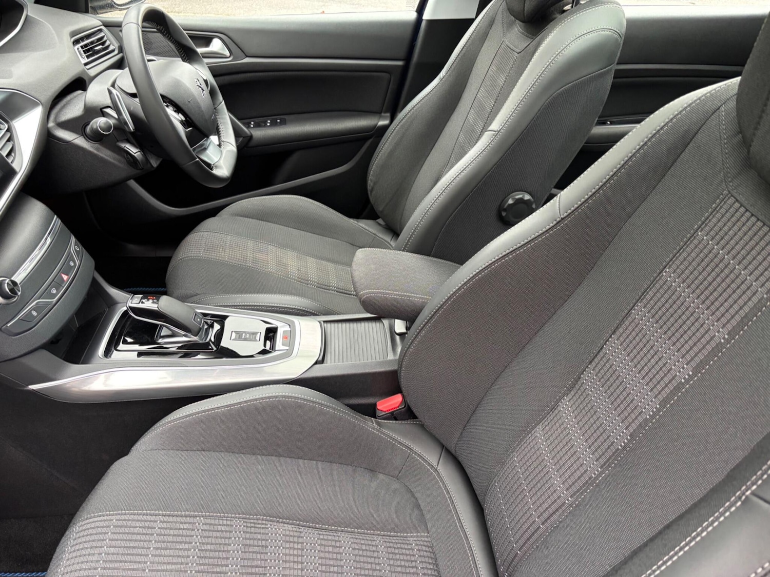 Used Peugeot 308 2020 for sale - 76753292: Photo 7