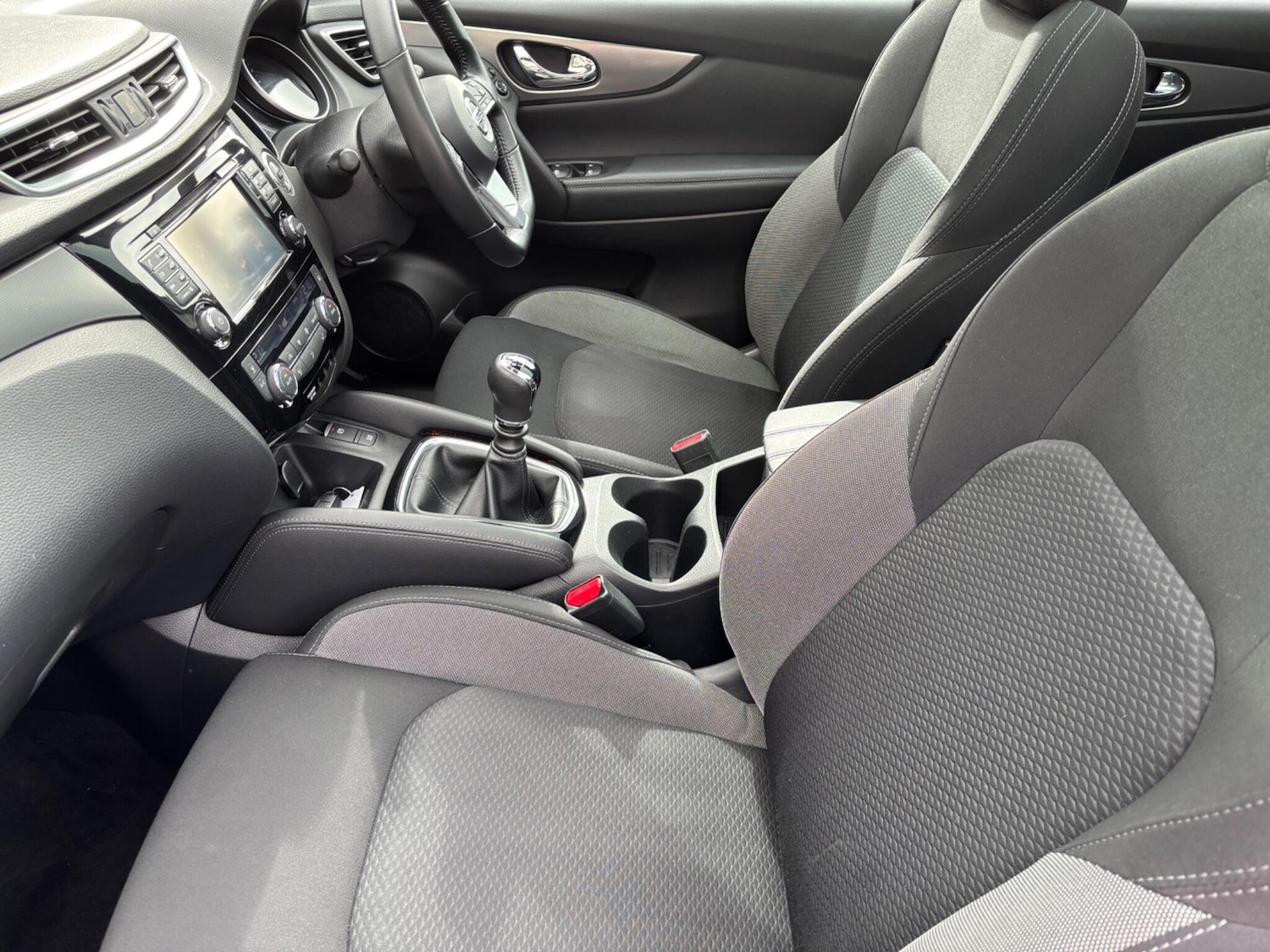 Used Nissan Qashqai for sale - 77925203: Photo 6