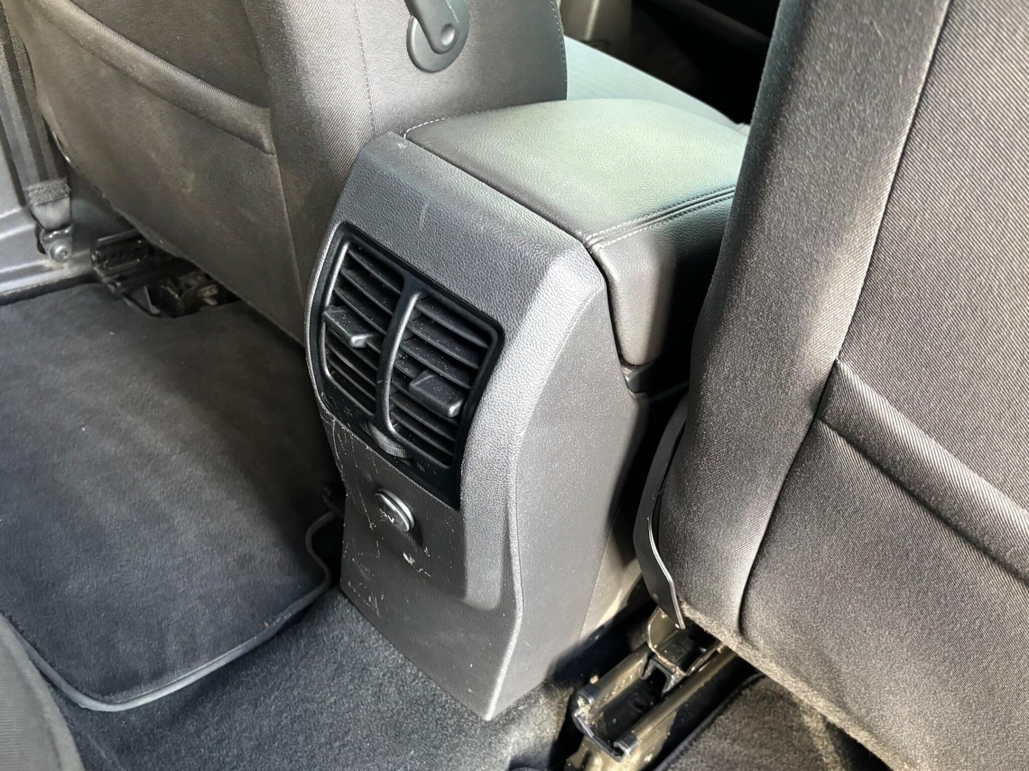 Used Ford Grand C-Max 2018 for sale - 76608463: Photo 13