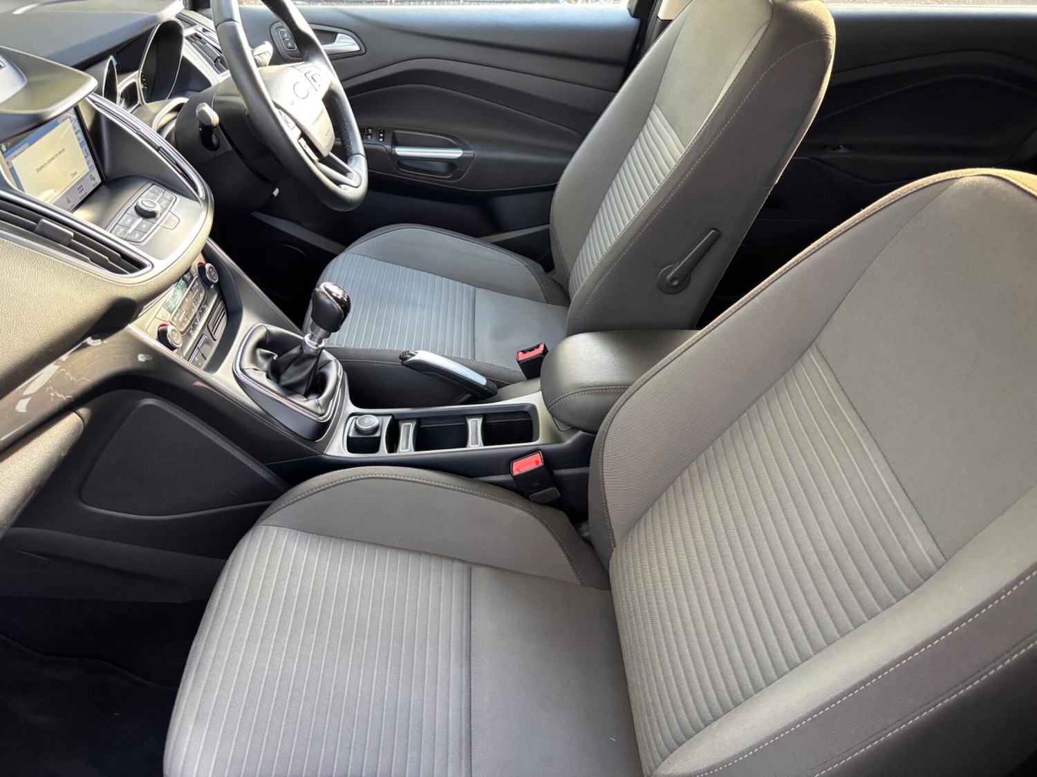 Used Ford Grand C-Max 2018 for sale - 76608463: Photo 7