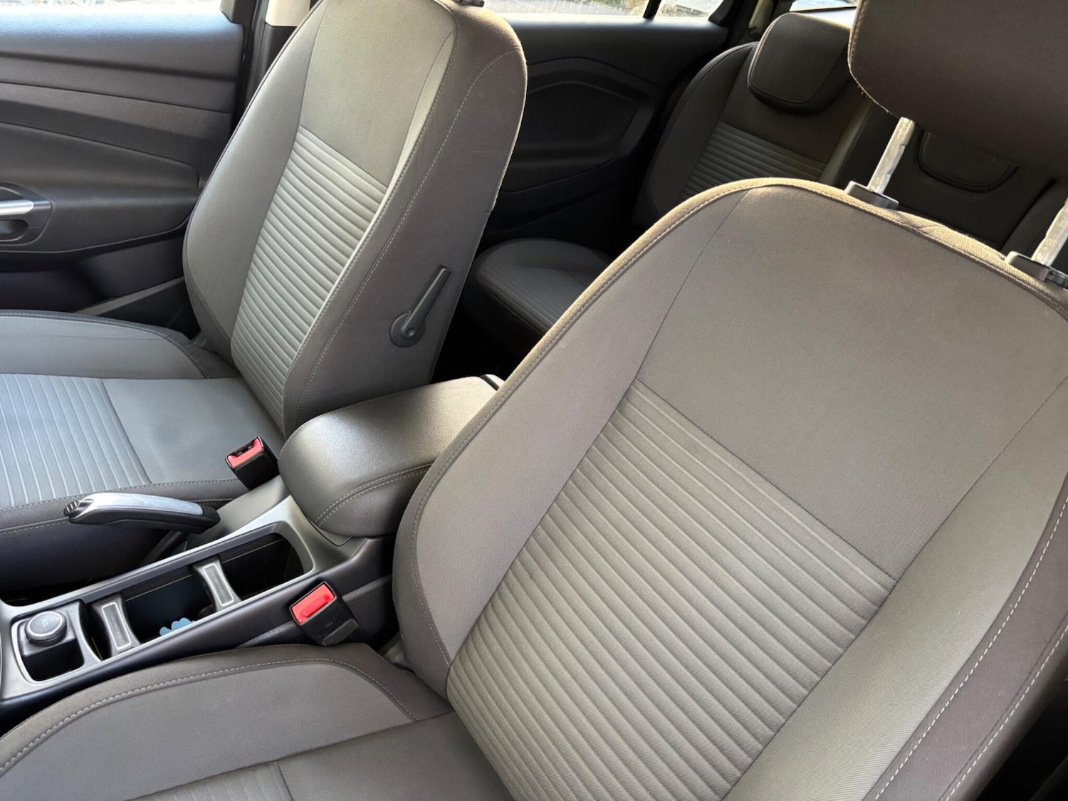 Used Ford Grand C-Max 2018 for sale - 76608463: Photo 8