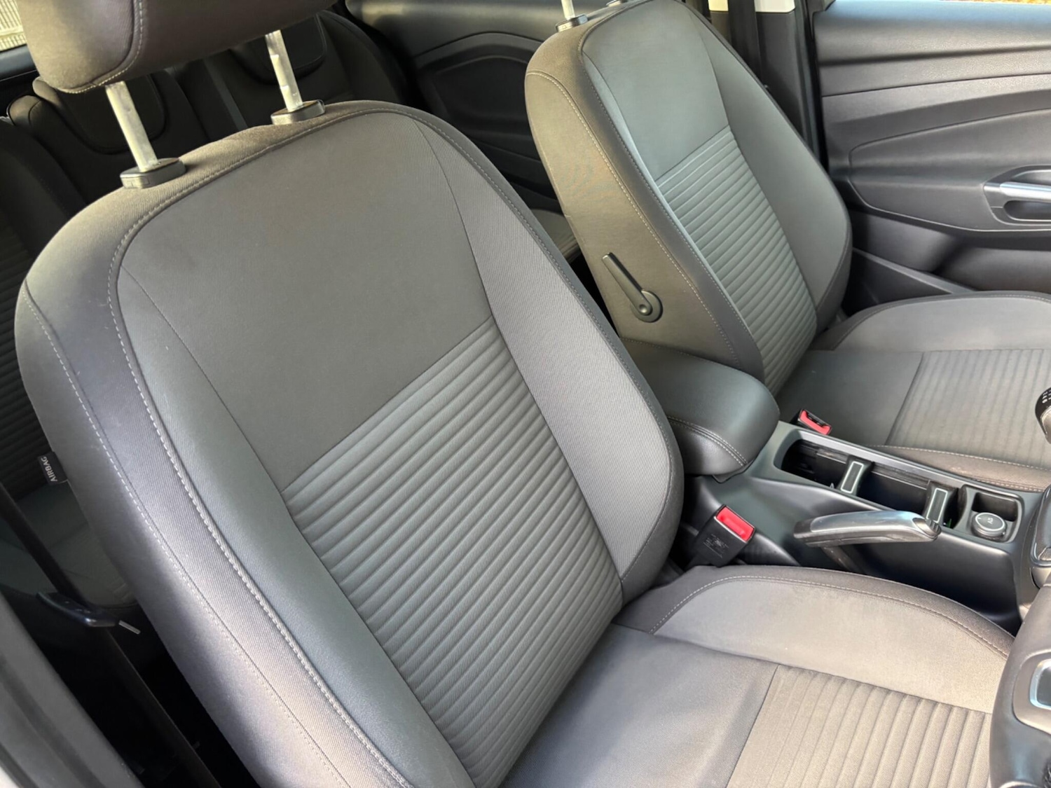 Used Ford Grand C-Max 2018 for sale - 76608463: Photo 9