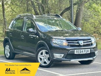 Used Dacia Sandero Stepway 2014 for sale - 79860117: Photo