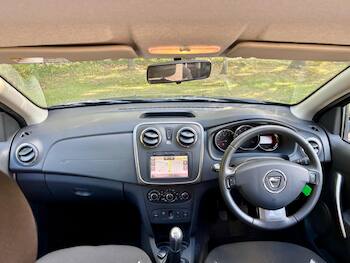 Used Dacia Sandero Stepway 2014 for sale - 79860117: Photo
