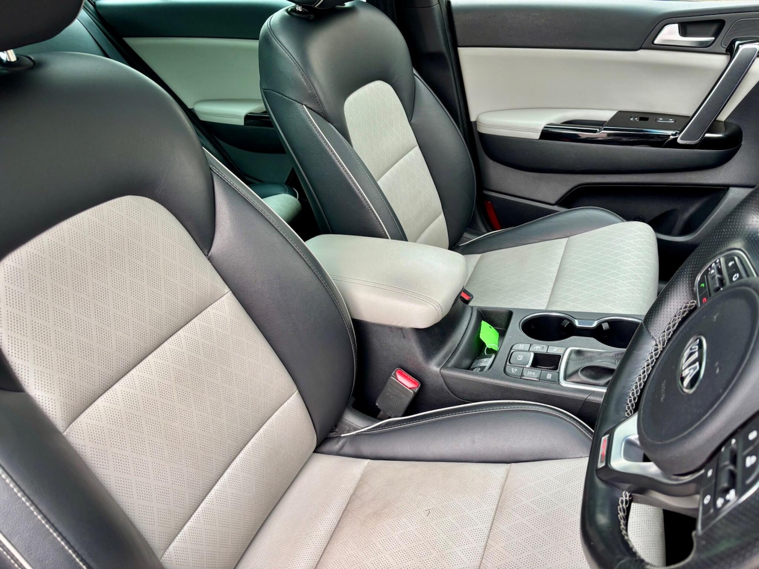 Used Kia Sportage 2018 for sale - 77784238: Photo 9