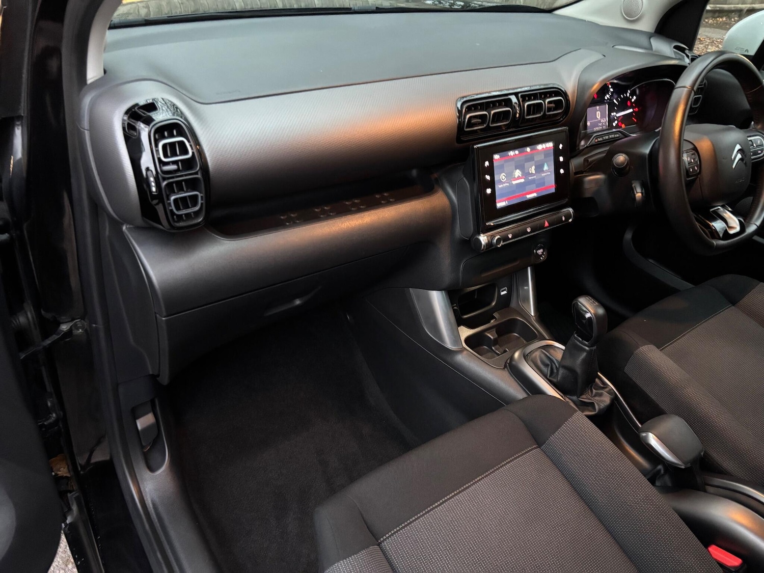 Used Citroen C3 Aircross 2018 for sale - 76952875: Photo 4