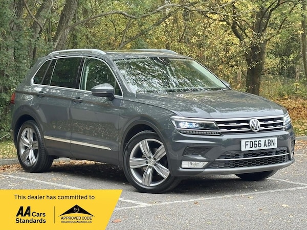 Used Volkswagen Tiguan 2017 for sale - 76315161: Photo 1
