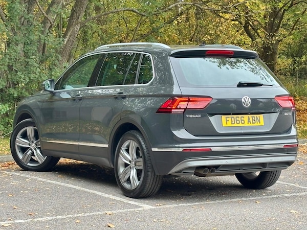 Used Volkswagen Tiguan 2017 for sale - 76315161: Photo 4