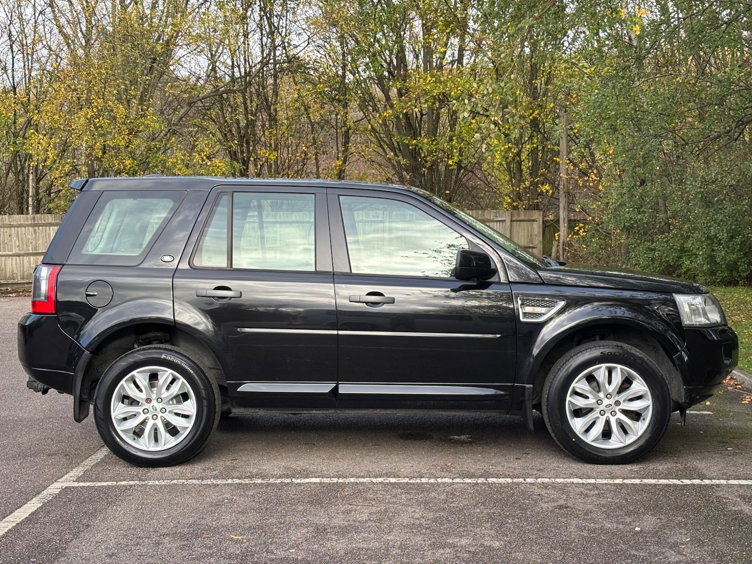 Used Land Rover Freelander 2 2011 for sale - 76572332: Photo 17