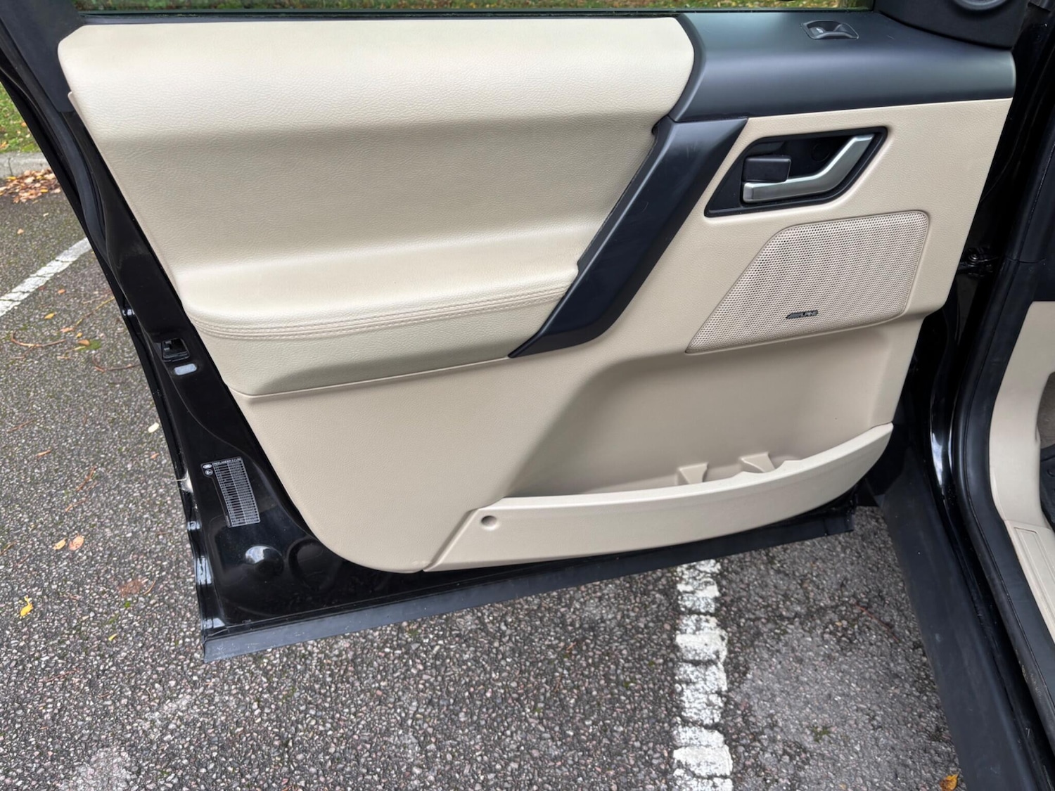 Used Land Rover Freelander 2 2011 for sale - 76572332: Photo 27