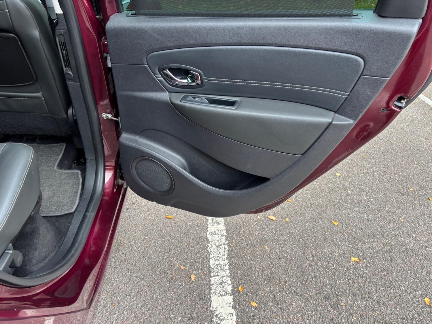 Used Renault Grand Scenic 2015 for sale - 76865951: Photo 37