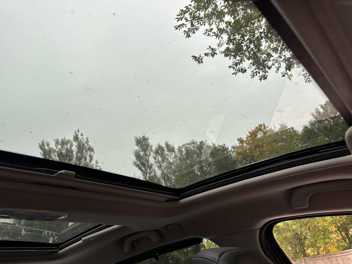 Used Renault Grand Scenic 2015 for sale - 76865951: Photo 41