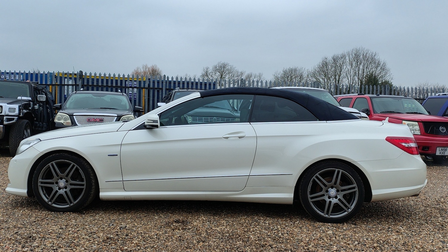 Used Mercedes-Benz E Class 2012 for sale - 77336817: Photo 15