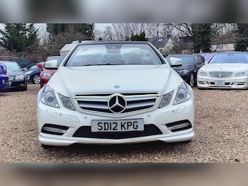 Used Mercedes-Benz E Class 2012 for sale - 77336817: Photo