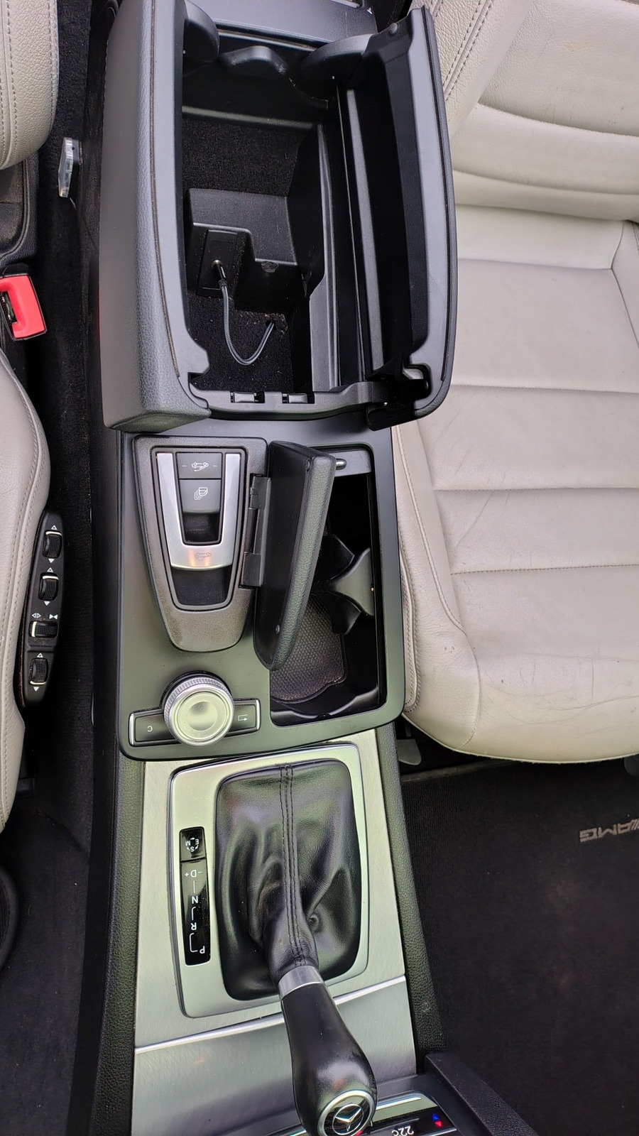 Used Mercedes-Benz E Class 2012 for sale - 77336817: Photo 30