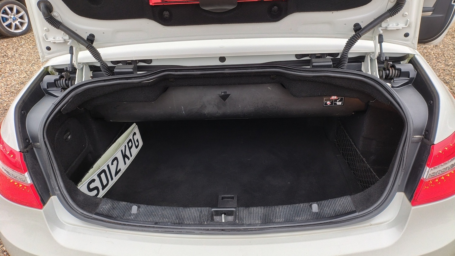 Used Mercedes-Benz E Class 2012 for sale - 77336817: Photo 33