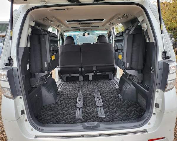 Used Toyota Vellfire 2012 for sale - 69270974: Photo 14