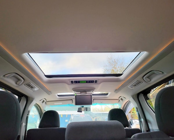 Used Toyota Vellfire 2012 for sale - 69270974: Photo 27
