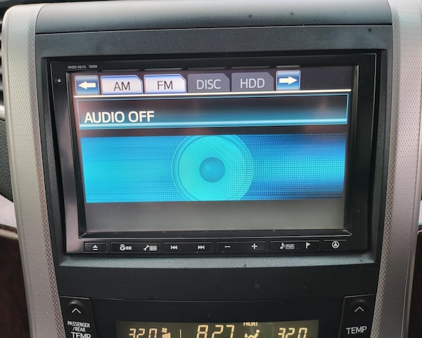 Used Toyota Vellfire 2012 for sale - 69270974: Photo 28