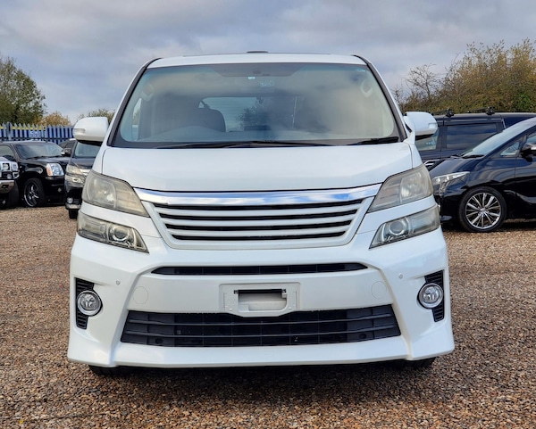 Used Toyota Vellfire 2012 for sale - 69270974: Photo 2