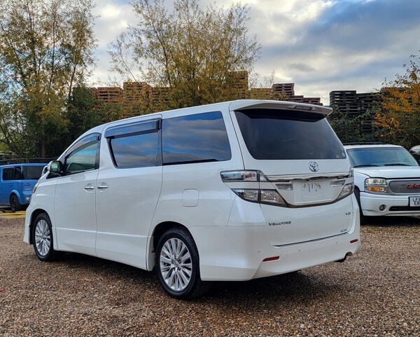 Used Toyota Vellfire 2012 for sale - 69270974: Photo 5
