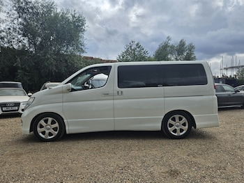 Used Nissan Elgrand 2009 for sale - 79448671: Photo