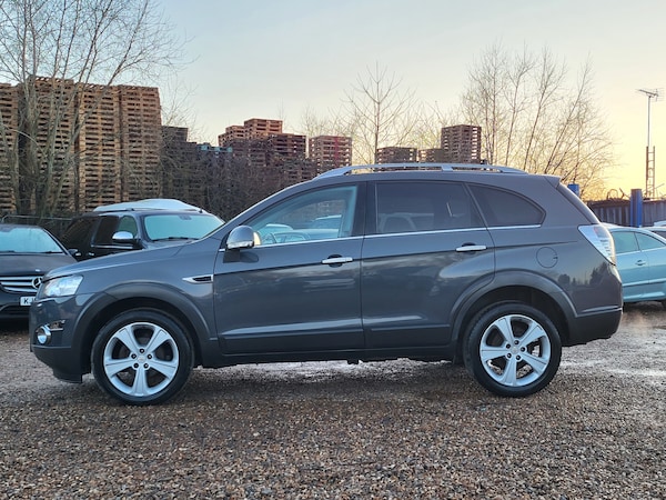 Used Chevrolet Captiva 2011 for sale - 73828890: Photo 4