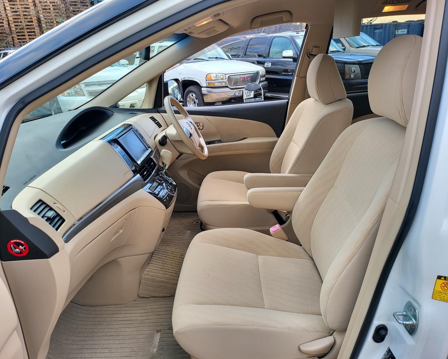 Used Toyota Estima 2012 for sale - 69644524: Photo 23