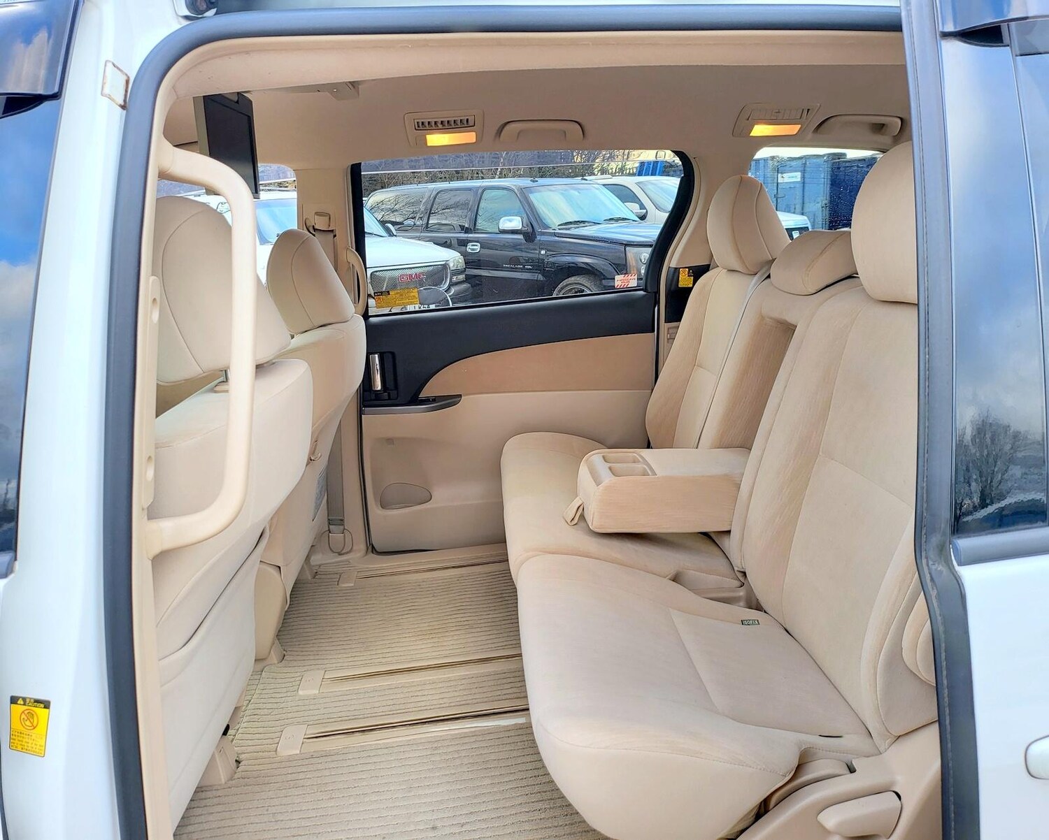 Used Toyota Estima 2012 for sale - 69644524: Photo 24