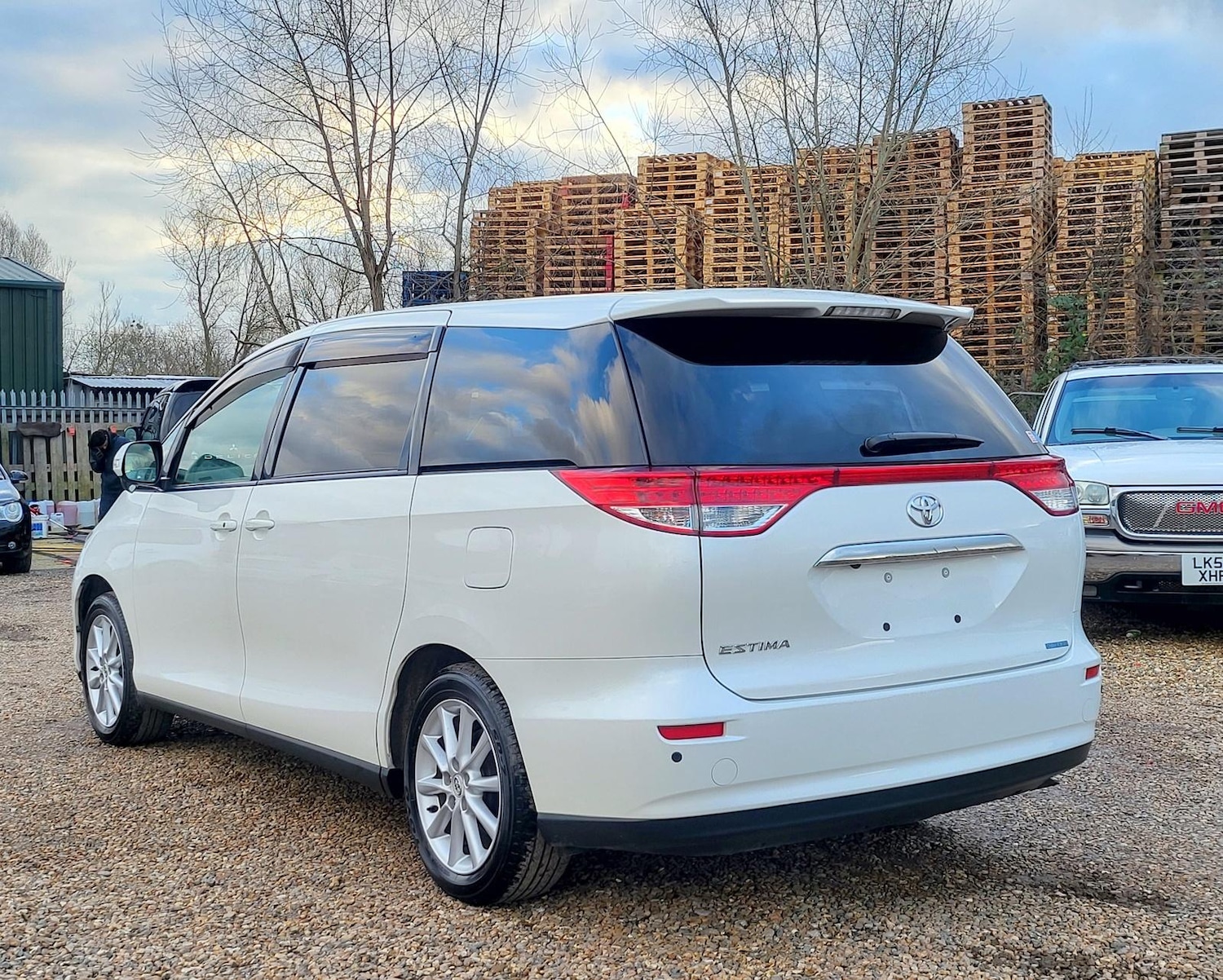 Used Toyota Estima 2012 for sale - 69644524: Photo 5