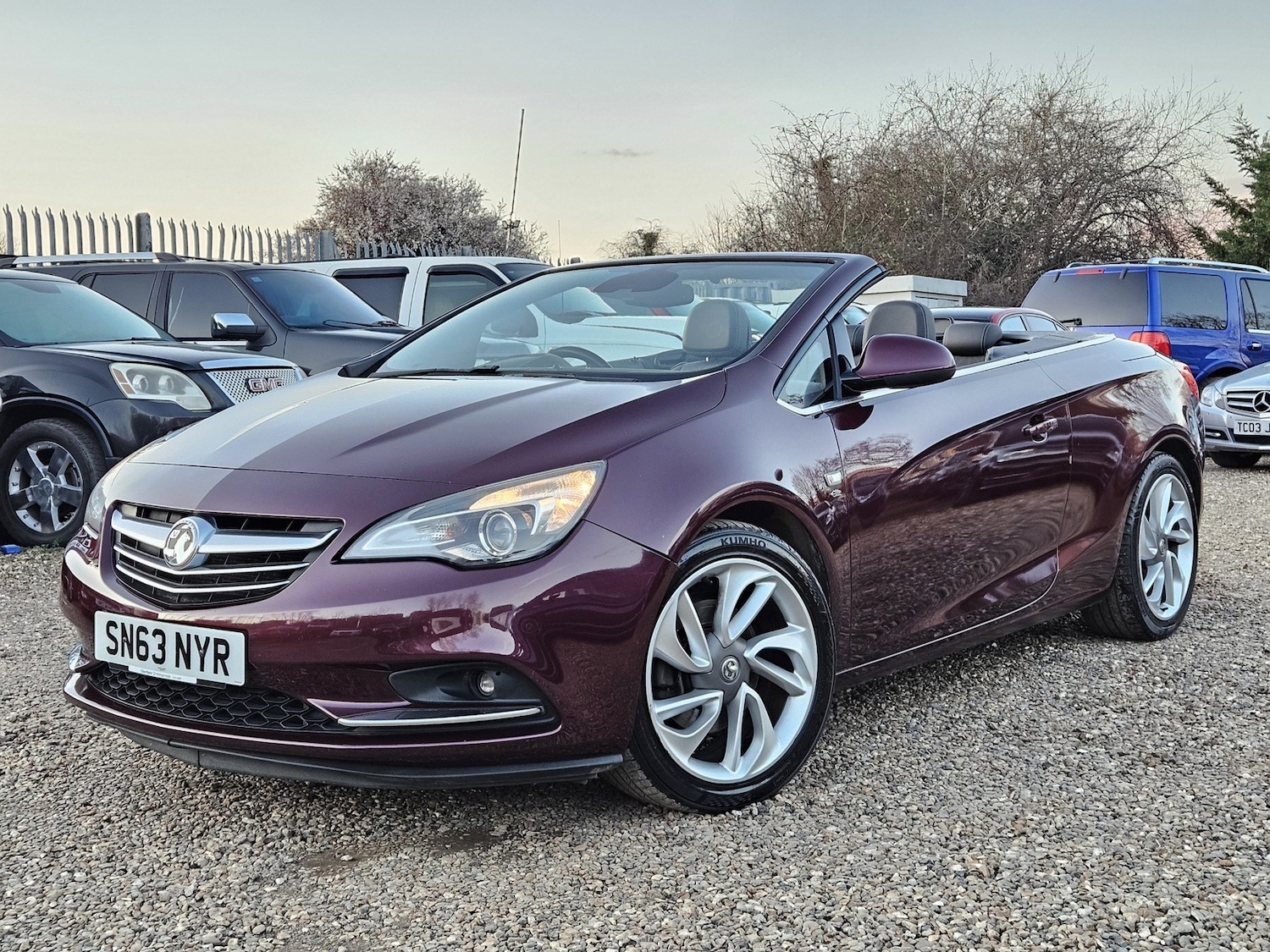 Used Vauxhall Cascada 2013 for sale - 77709013: Photo 3