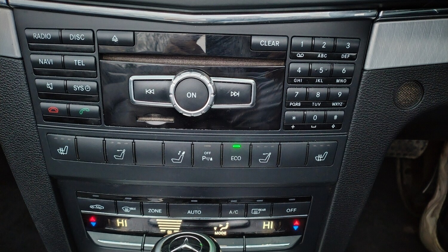 Used Mercedes-Benz E Class 2013 for sale - 77336634: Photo 24