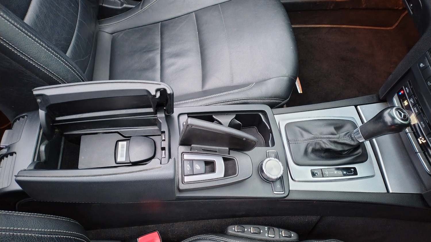 Used Mercedes-Benz E Class 2013 for sale - 77336634: Photo 32