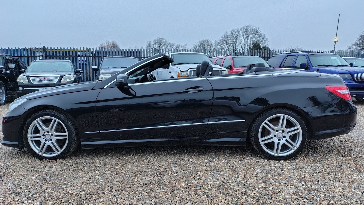 Used Mercedes-Benz E Class 2013 for sale - 77336634: Photo 4