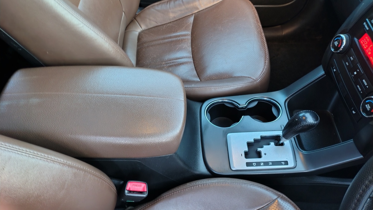 Used Kia Sorento 2012 for sale - 77342494: Photo 35