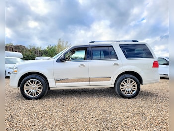 Used Lincoln Navigator undefined for sale - 78982913: Photo