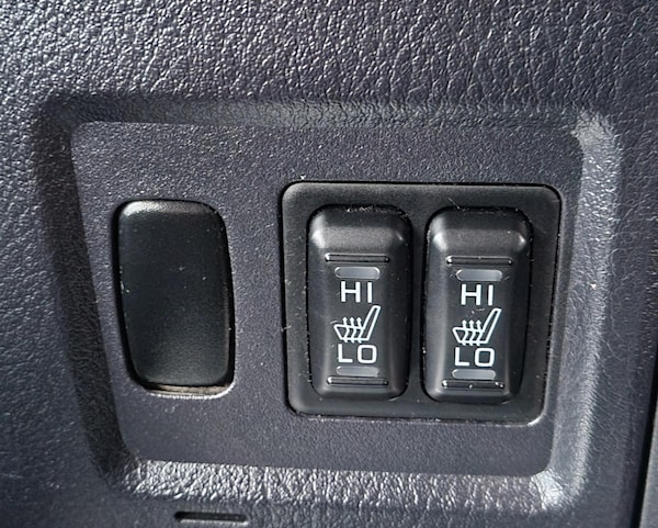Used Mitsubishi Pajero 2010 for sale - 69644629: Photo 19