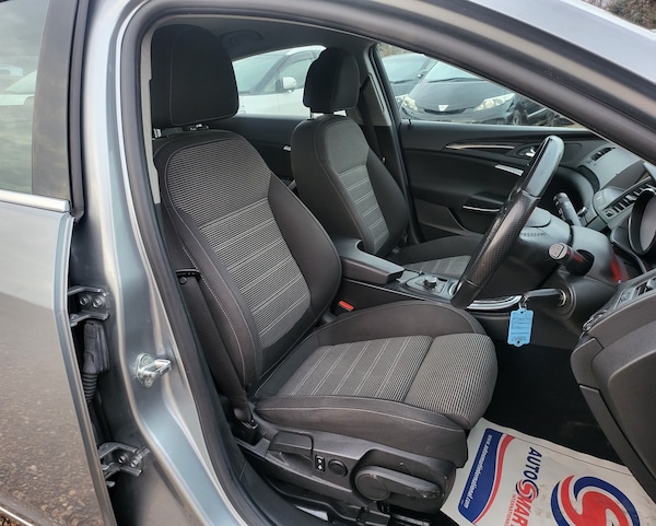 Used Vauxhall Insignia 2011 for sale - 70038727: Photo 10
